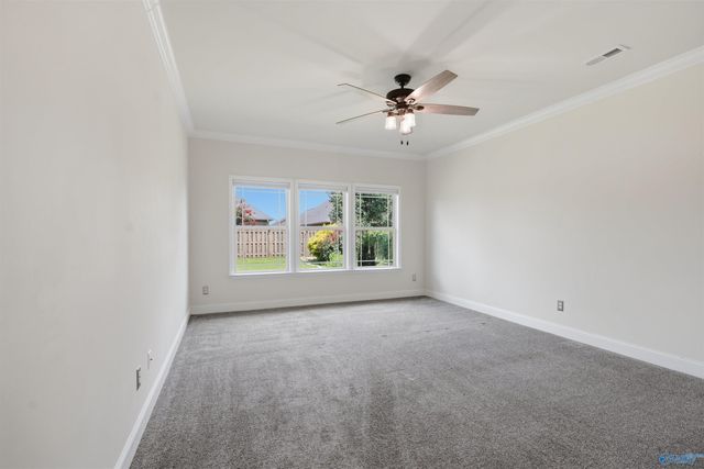 3011 Magnolia Leaf Circle SE, Owens Cross Roads, AL 35763