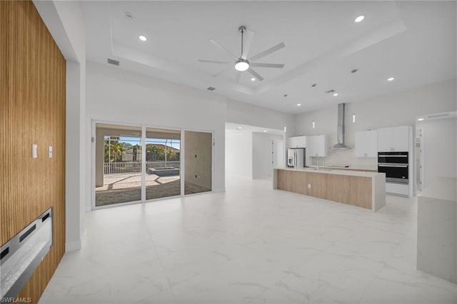 1430 SE 23rd ST, Cape Coral, FL 33990