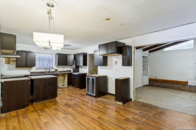 247 Edna, San Antonio, TX 78220