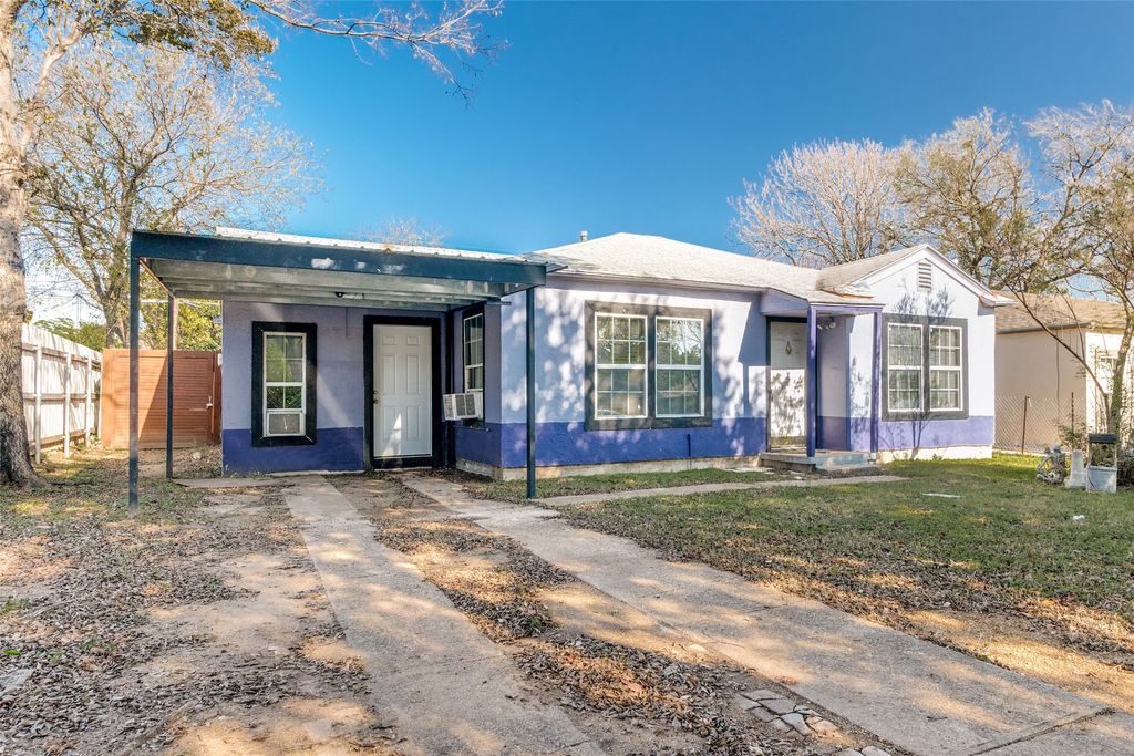 2833 Falls Drive, Dallas, TX 75211