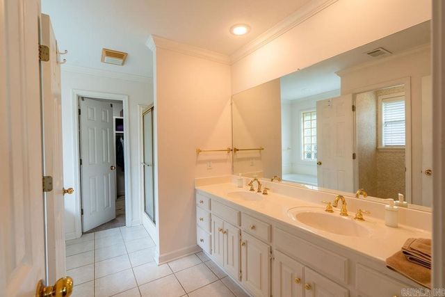 800 Double Eagle, Searcy, AR 72143