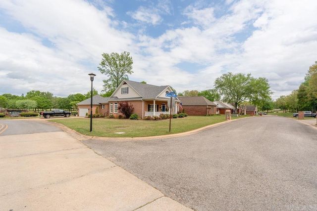 800 Double Eagle, Searcy, AR 72143