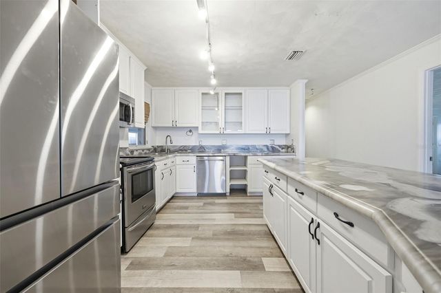 6254 ALLIGATOR LAKE SHORE EAST, St Cloud, FL 34771