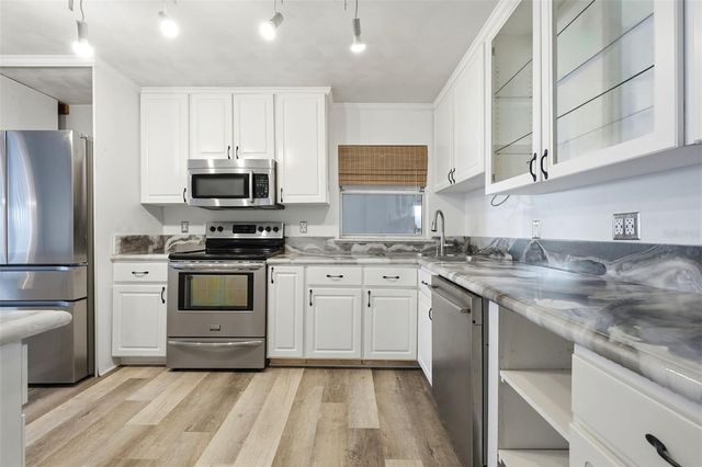 6254 ALLIGATOR LAKE SHORE EAST, St Cloud, FL 34771