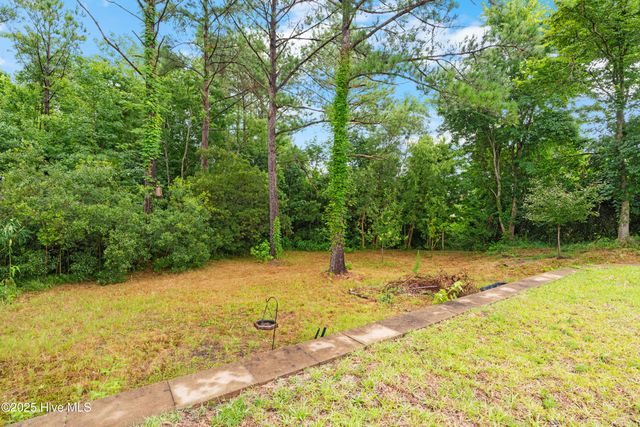 380 Avendale Drive, Rocky Point, NC 28457