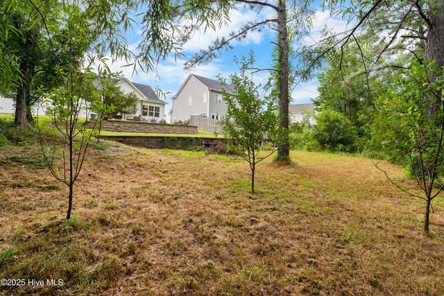 380 Avendale Drive, Rocky Point, NC 28457