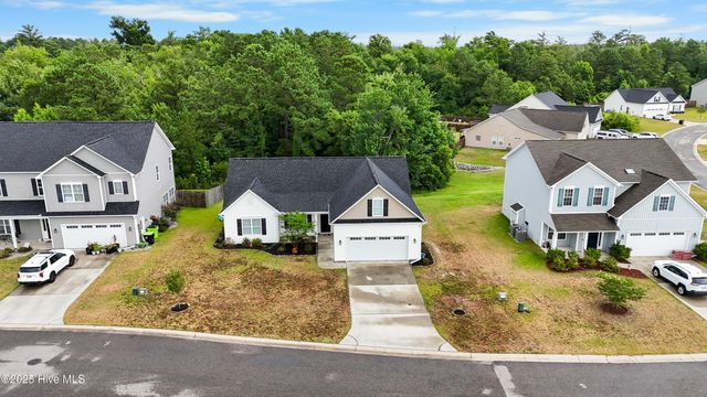 380 Avendale Drive, Rocky Point, NC 28457