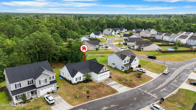 380 Avendale Drive, Rocky Point, NC 28457