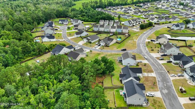 380 Avendale Drive, Rocky Point, NC 28457