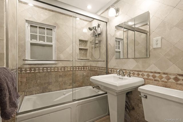 5643 195th Street, Fresh Meadows, NY 11365