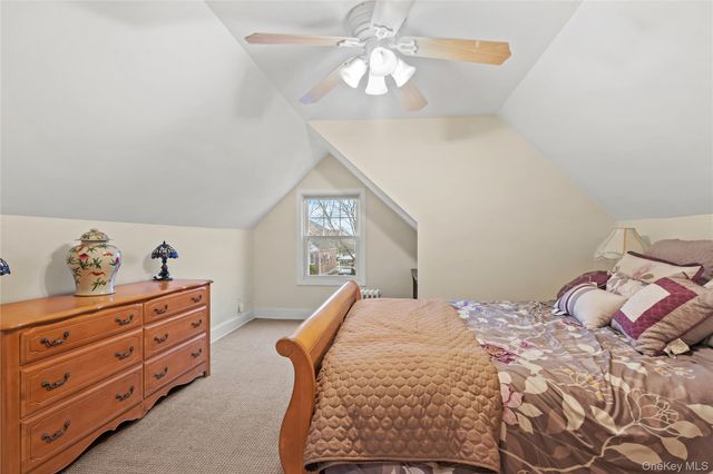 5643 195th Street, Fresh Meadows, NY 11365