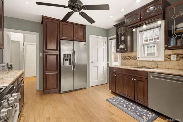 5643 195th Street, Fresh Meadows, NY 11365