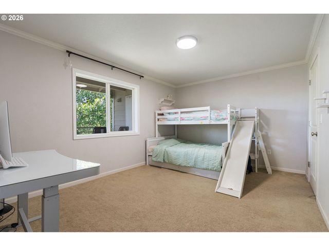 15056 Nw CENTRAL Dr 702, Portland, OR 97229