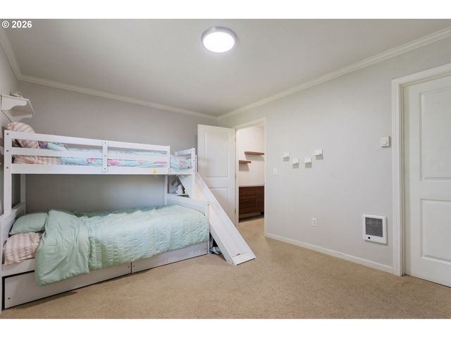 15056 Nw CENTRAL Dr 702, Portland, OR 97229