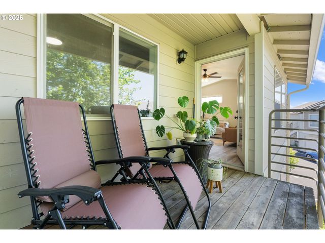 15056 Nw CENTRAL Dr 702, Portland, OR 97229