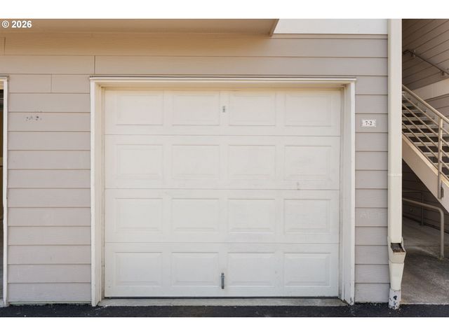 15056 Nw CENTRAL Dr 702, Portland, OR 97229