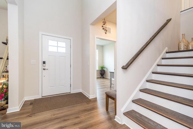 1025 MARIWILL DR, Quakertown, PA 18951