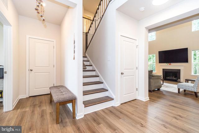 1025 MARIWILL DR, Quakertown, PA 18951