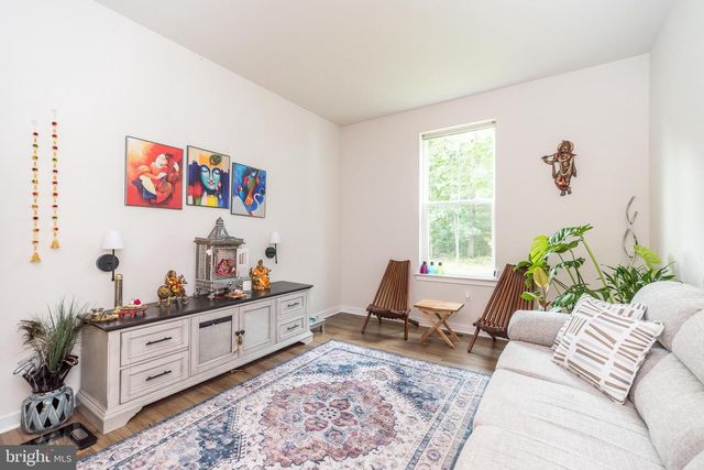 1025 MARIWILL DR, Quakertown, PA 18951