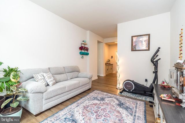 1025 MARIWILL DR, Quakertown, PA 18951