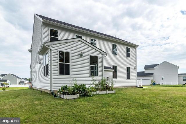 1025 MARIWILL DR, Quakertown, PA 18951