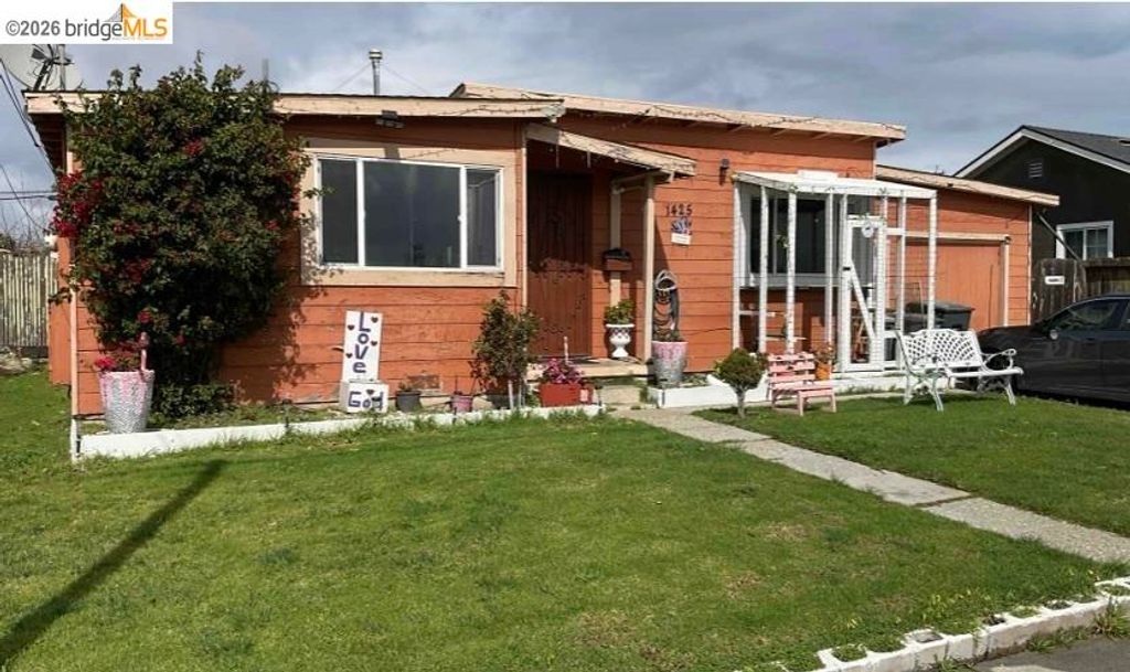 1425 E Alisal ST, Salinas, CA 93905