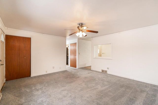 1235 E SYLVAN AVENUE, Appleton, WI 54915