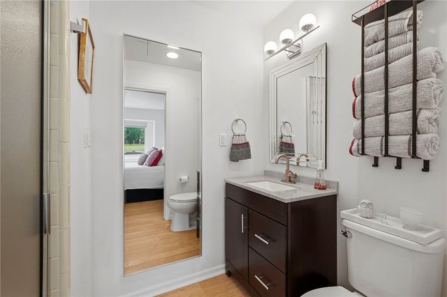 303 Brookside Drive E, Bryan, TX 77801