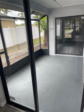 425 BLUE JACKET LN, Orlando, FL 32825