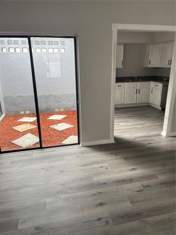 425 BLUE JACKET LN, Orlando, FL 32825