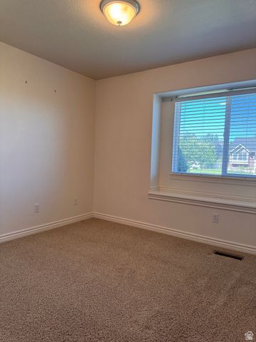 7922 S 2325 E, South Weber, UT 84405