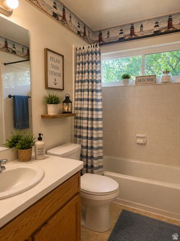7922 S 2325 E, South Weber, UT 84405
