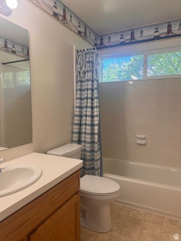 7922 S 2325 E, South Weber, UT 84405