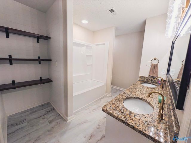 101 Bramble Way, Toney, AL 35773