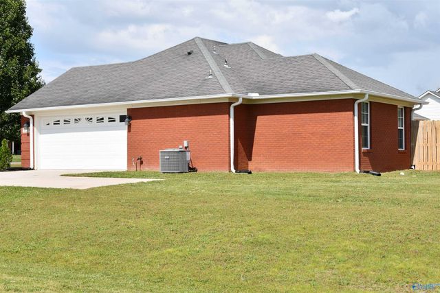 101 Bramble Way, Toney, AL 35773