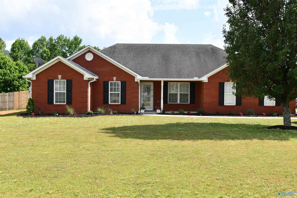 101 Bramble Way, Toney, AL 35773