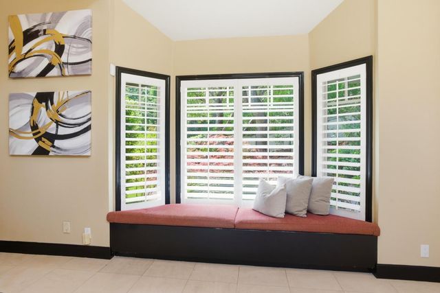 2060 Bunker Hill Drive, San Mateo, CA 94402