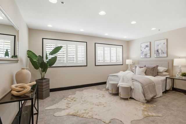 2060 Bunker Hill Drive, San Mateo, CA 94402