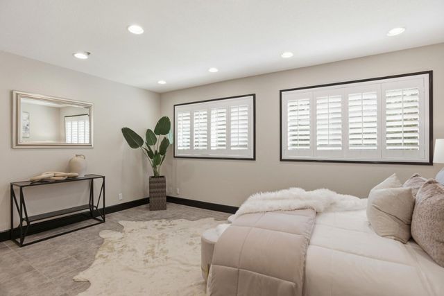 2060 Bunker Hill Drive, San Mateo, CA 94402