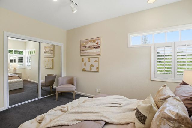 2060 Bunker Hill Drive, San Mateo, CA 94402