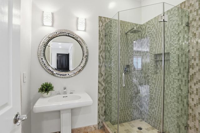 2060 Bunker Hill Drive, San Mateo, CA 94402