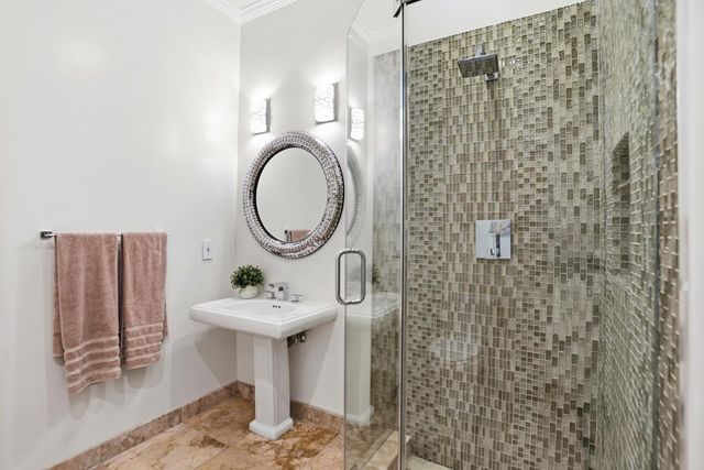 2060 Bunker Hill Drive, San Mateo, CA 94402