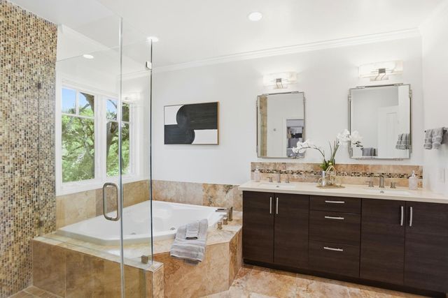 2060 Bunker Hill Drive, San Mateo, CA 94402