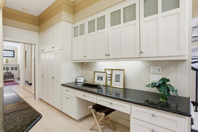 2060 Bunker Hill Drive, San Mateo, CA 94402