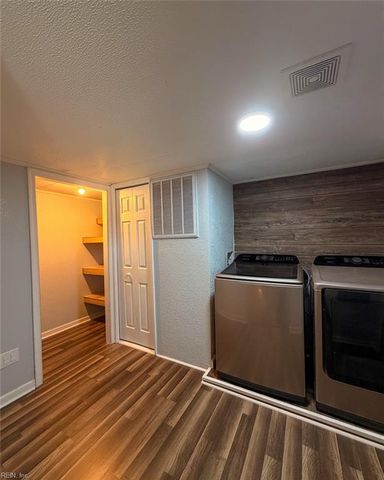 1214 Kansas ST, Suffolk, VA 23434