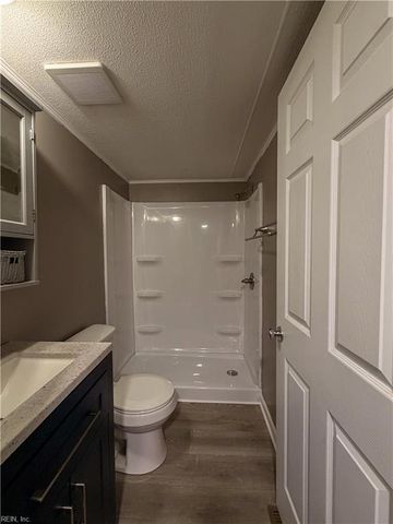 1214 Kansas ST, Suffolk, VA 23434