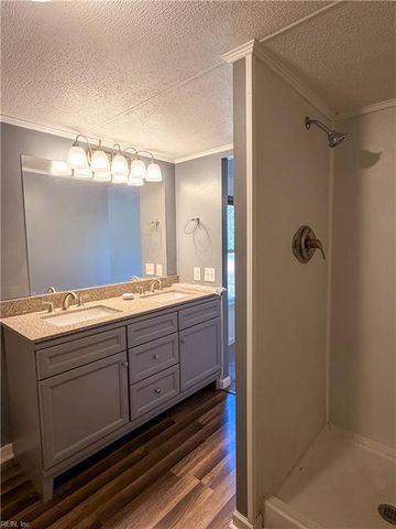 1214 Kansas ST, Suffolk, VA 23434