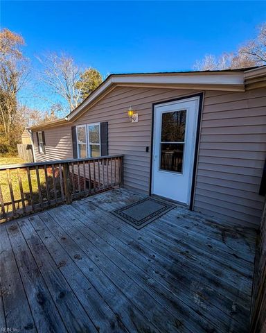 1214 Kansas ST, Suffolk, VA 23434