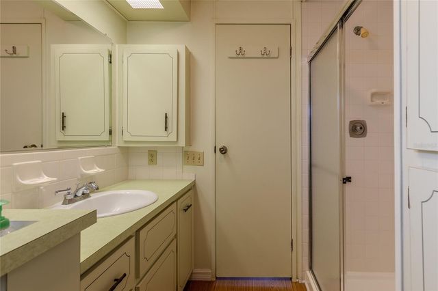 2100 KINGS HIGHWAY 444, Port Charlotte, FL 33980