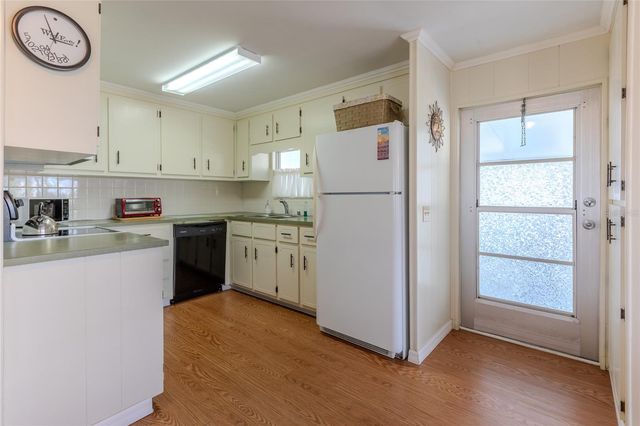 2100 KINGS HIGHWAY 444, Port Charlotte, FL 33980